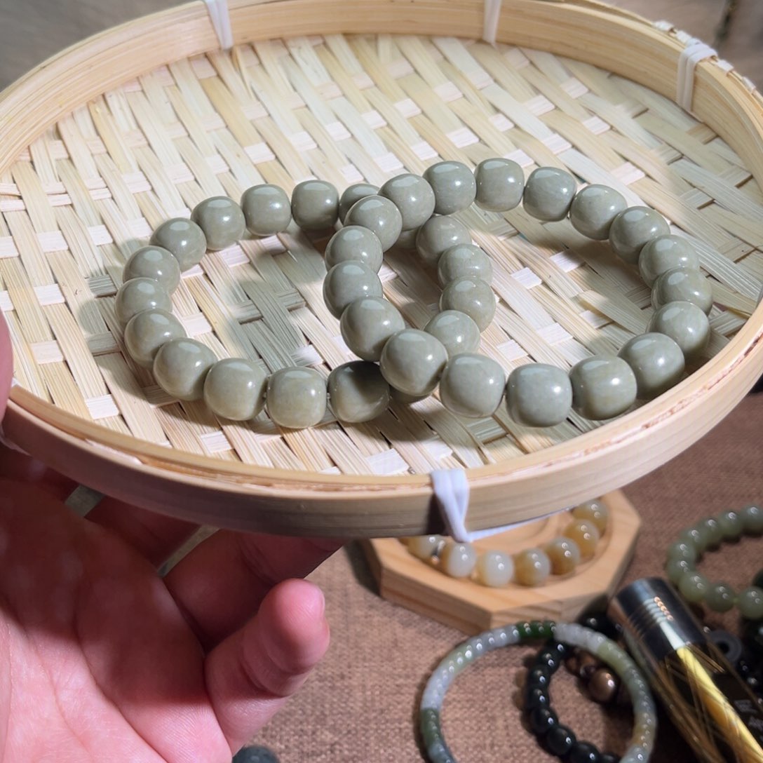 手链未镶嵌和田玉