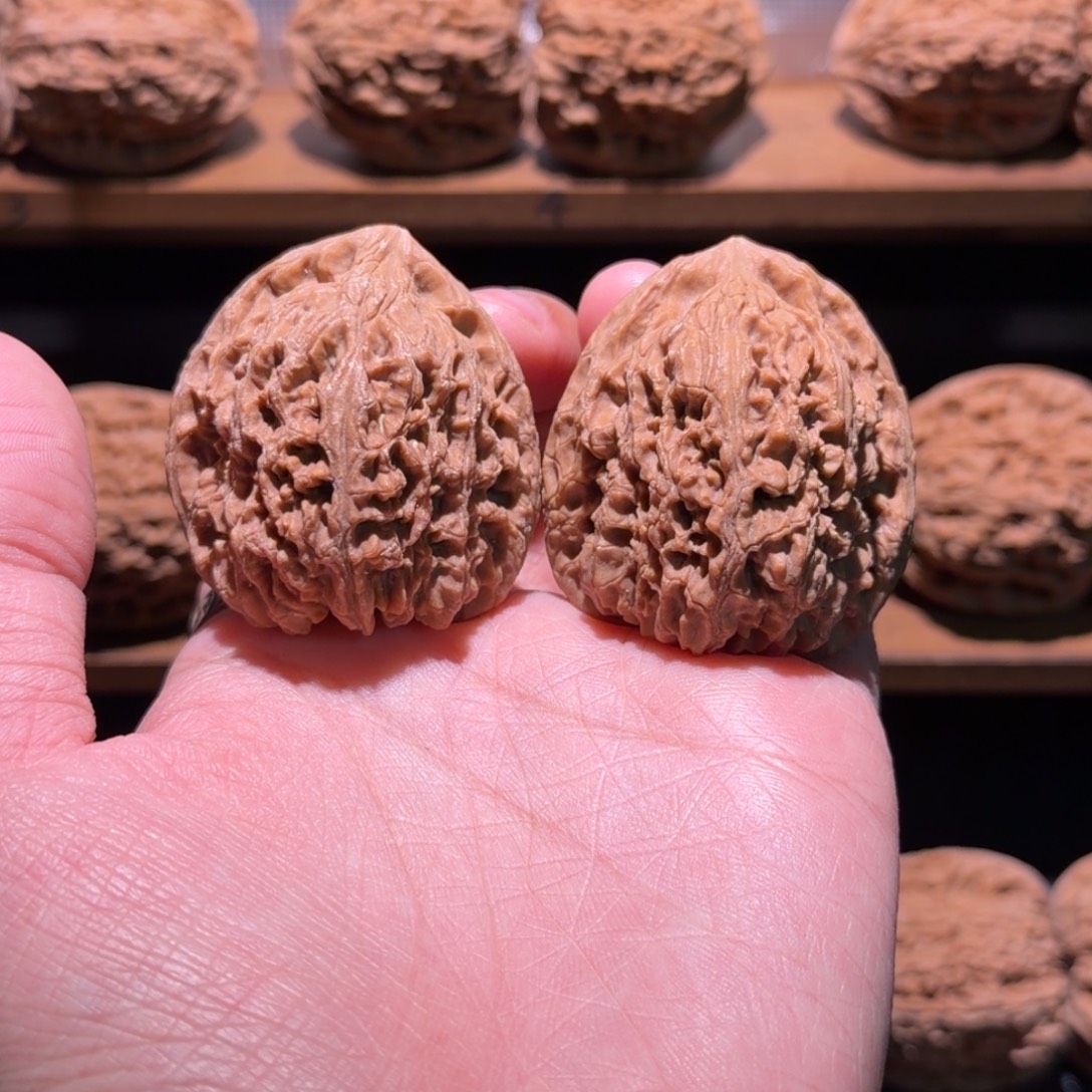 吊坠桃核40南疆石