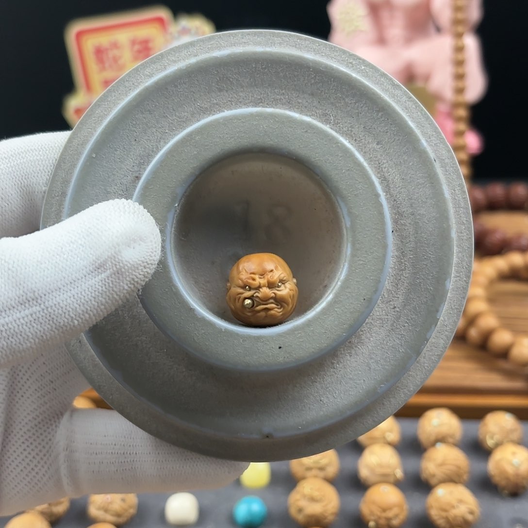 猴头核桃吊坠烟鬼