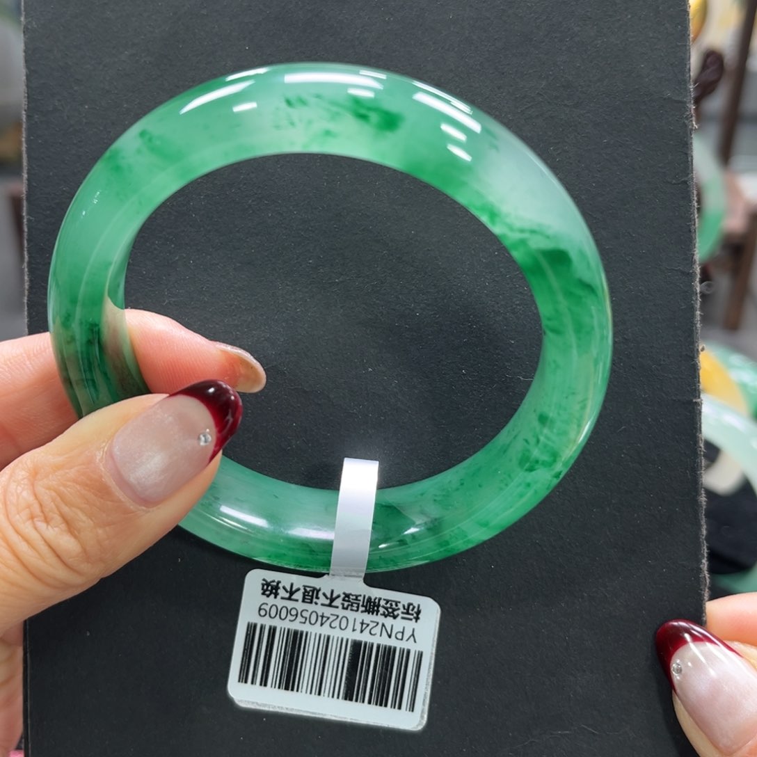 石英质玉手镯未镶嵌玉****z➕小玥58