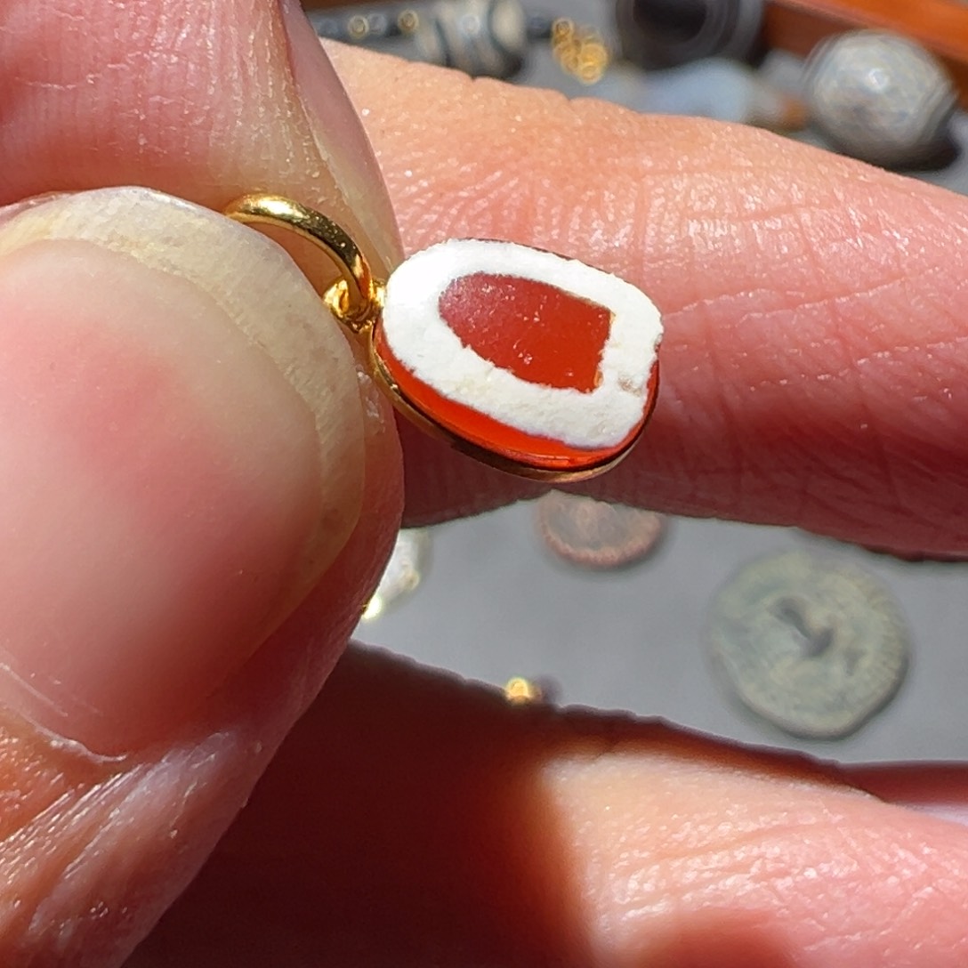 玛瑙/玉髓颈饰18K金镶嵌