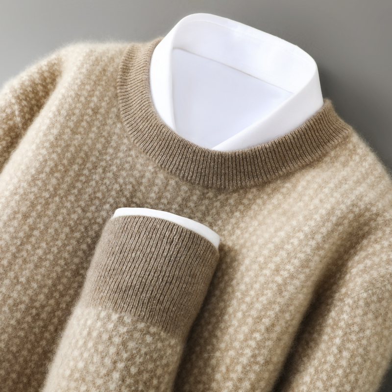 休闲百搭范儿！！男士100%纯羊绒圆领加厚拼色波点毛衣宽松打底衫