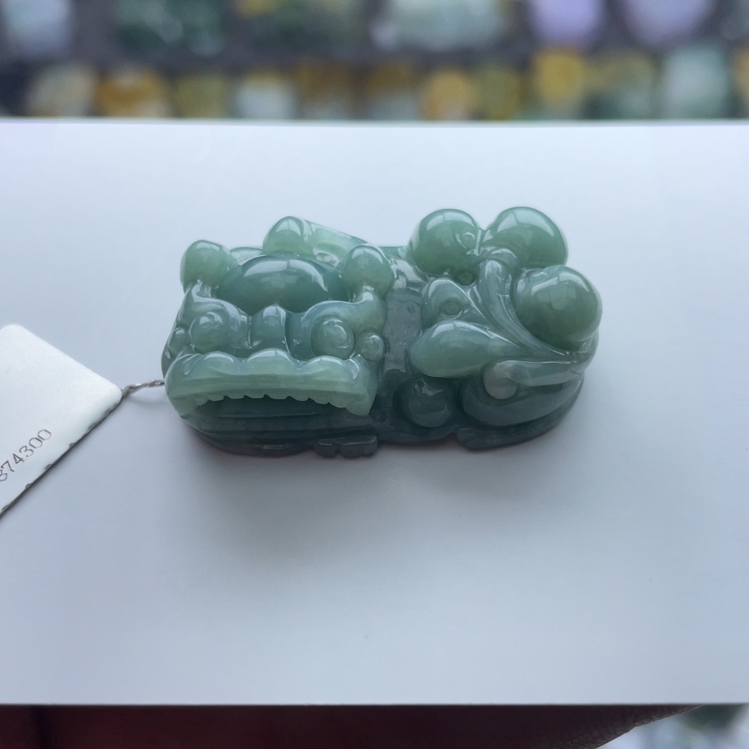 翡翠颈饰未镶嵌貔貅