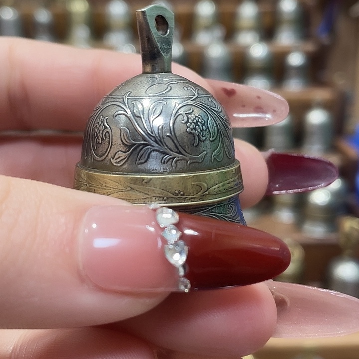 英国一克朗老款。  