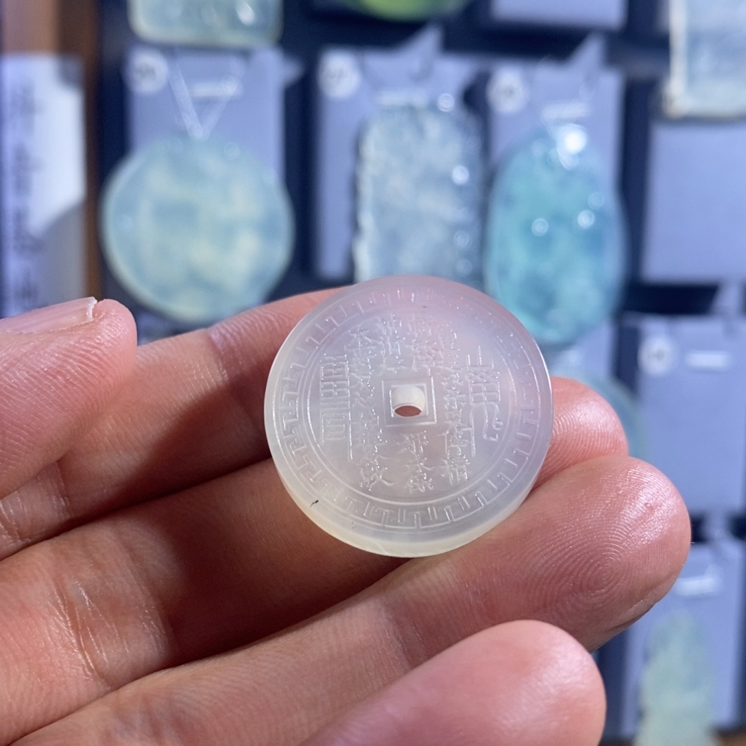 未镶嵌岫玉吊坠吊坠