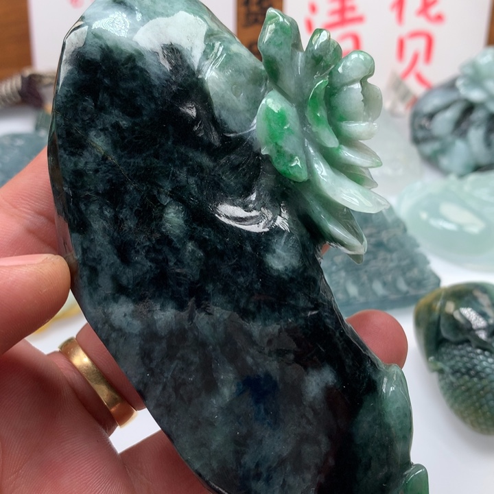 翡翠颈饰未镶嵌保真天然a货翡翠