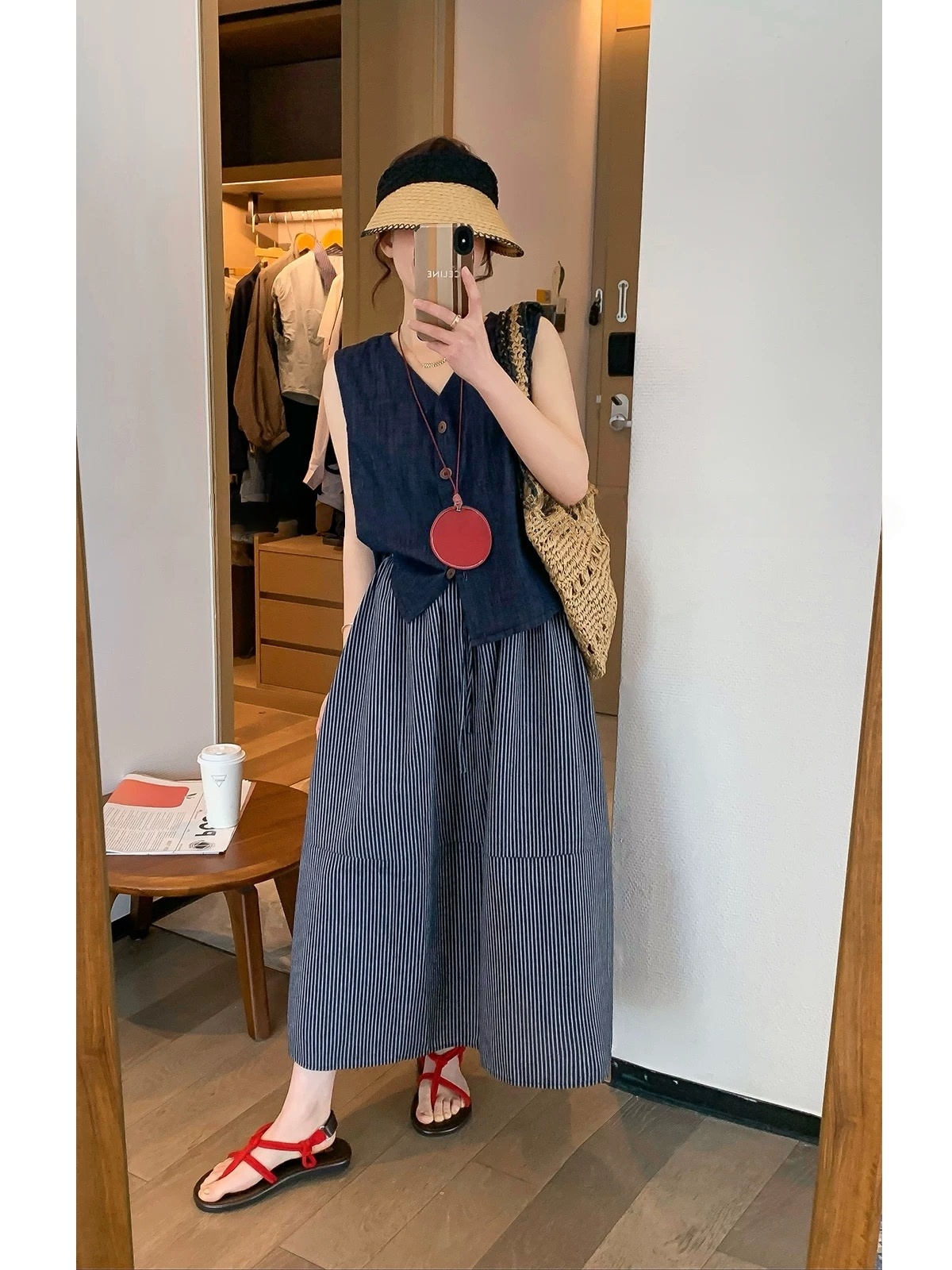 简约风上衣马甲女V领牛仔复古马夹条纹裙设计感两件套