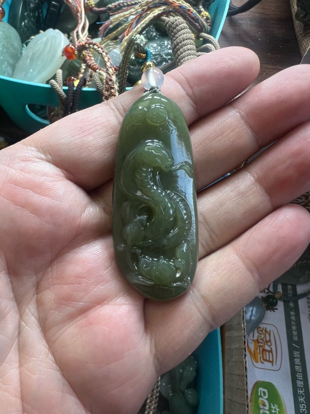 天然和田玉饰品时尚