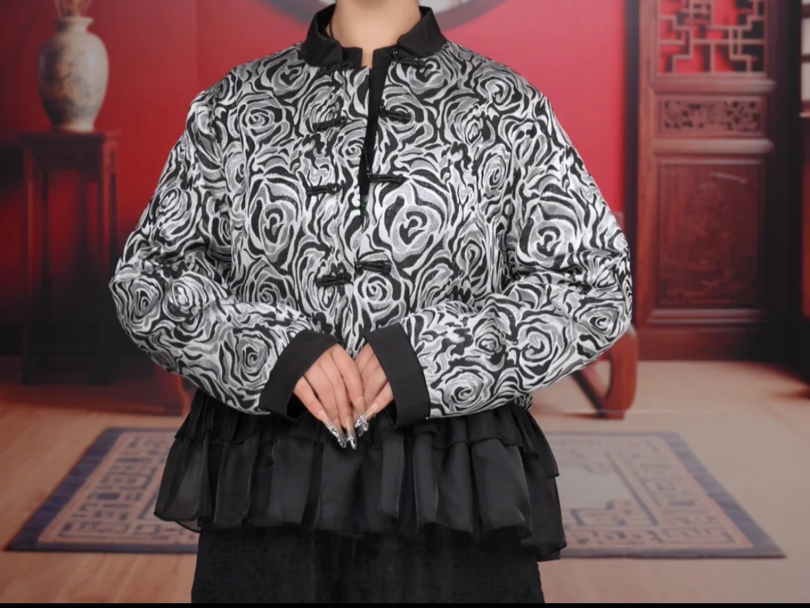 {纤云]秋季新款中式盘扣提花显气质外套