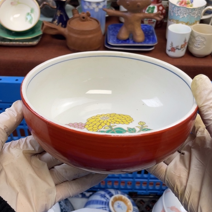 他家瓷器真美…开播了