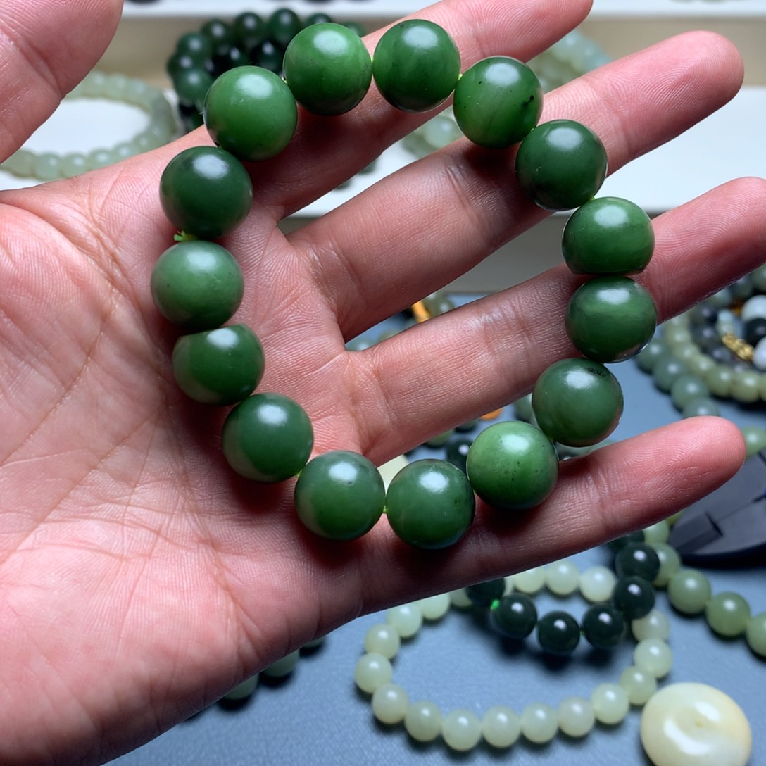 和田玉未镶嵌手链