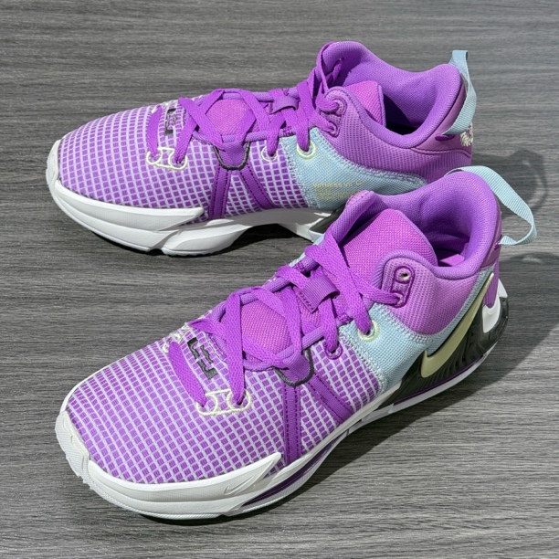 42.5码/NIKE/詹姆斯使节7 白紫/篮球鞋/99新 店