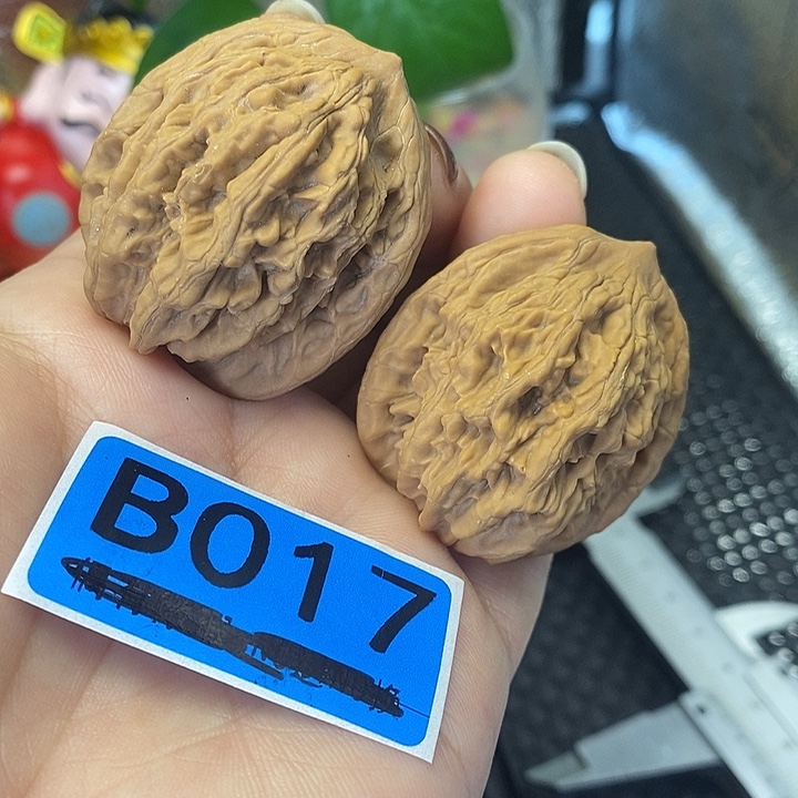 文玩核桃吊坠36虎头