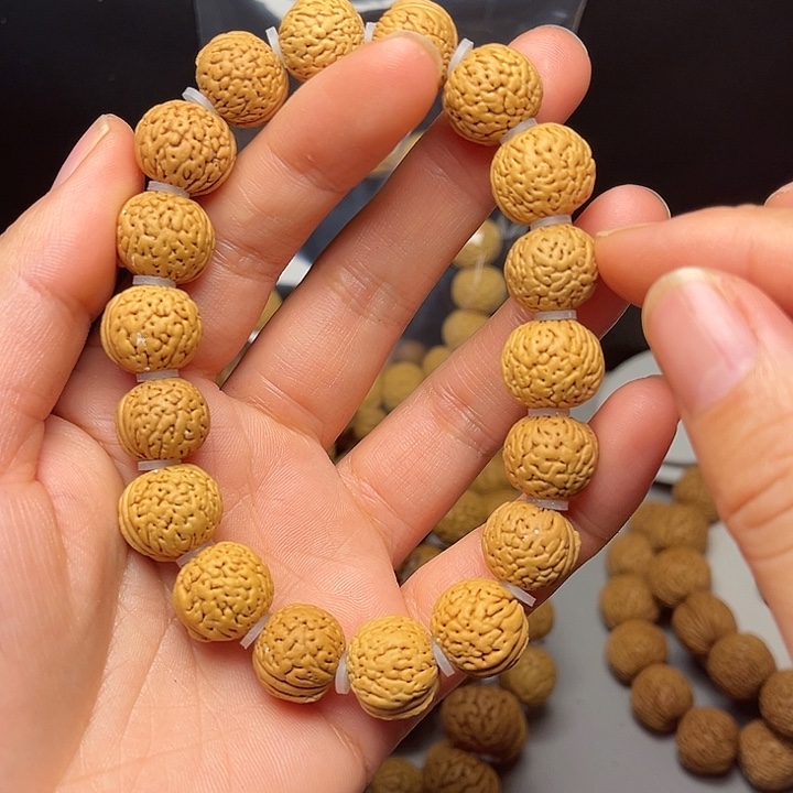 冷***帅桃核吊坠桃核手串