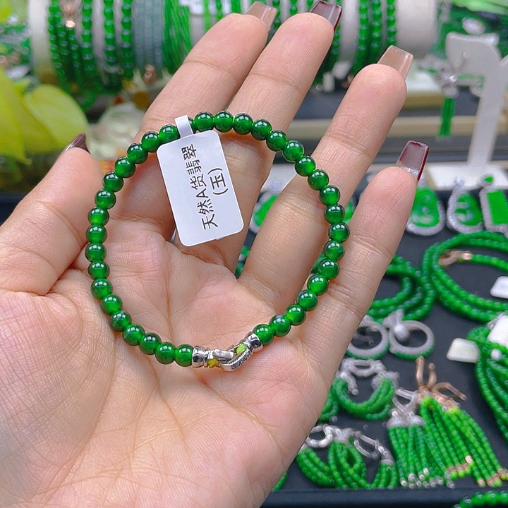 翡翠手链未镶嵌圆珠手链5