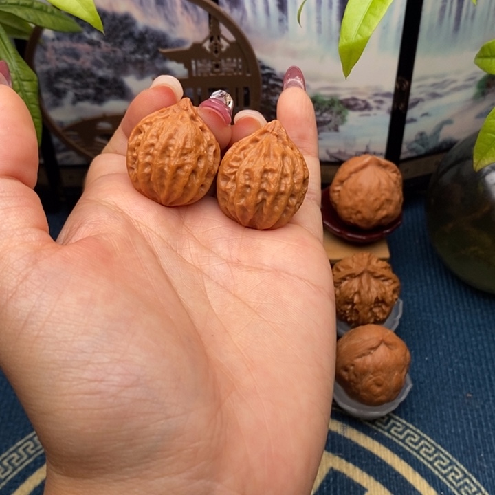 文玩核桃把件小八棱