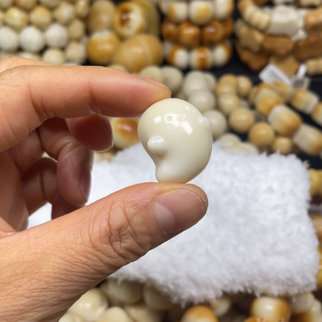 阅***阁菩提根/象牙果手串12:31:13阿飘