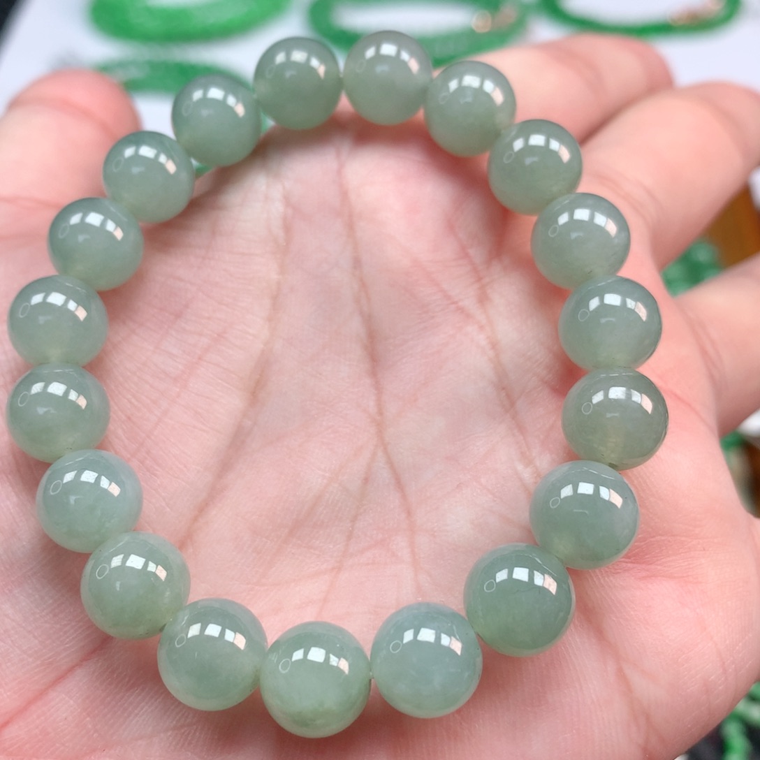 翡翠手链未镶嵌翡翠