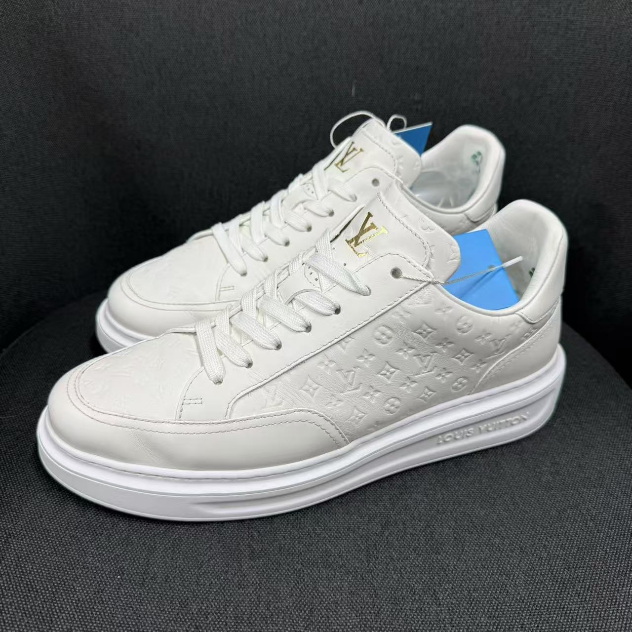 99新 LouisVuitton/路易威登 经典白色老花浮雕配色松糕鞋