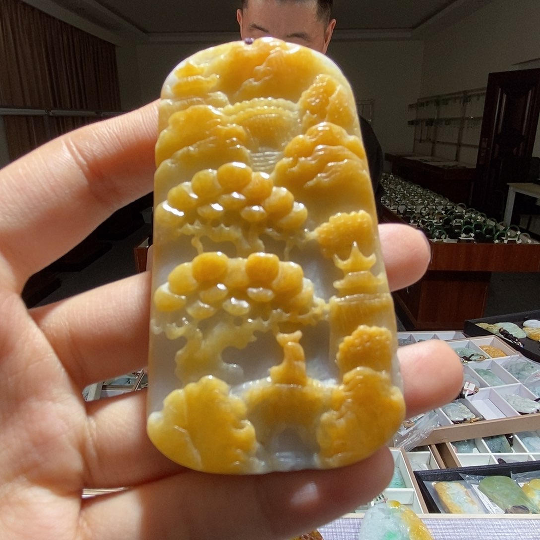 翡翠未镶嵌颈饰翡翠