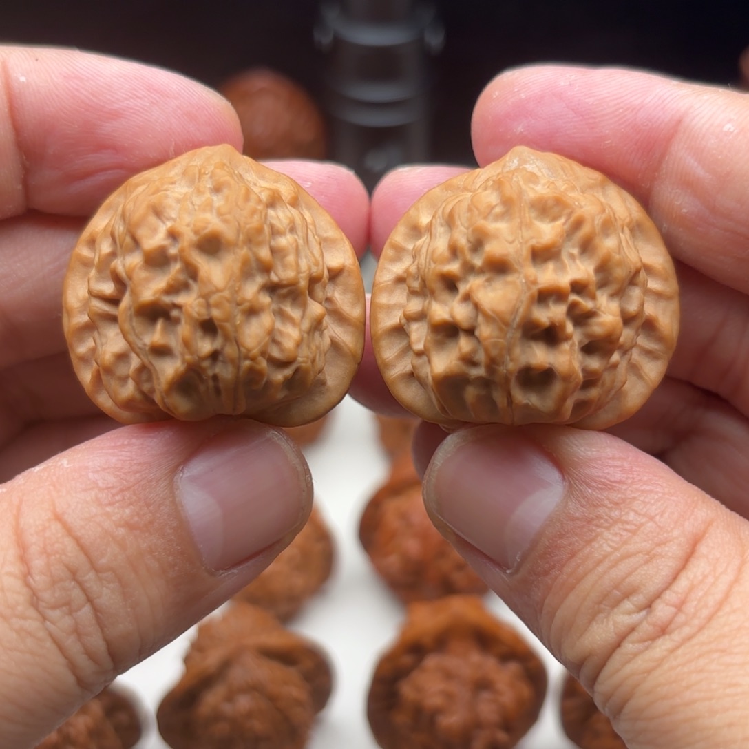 吊坠文玩核桃原树狮子头