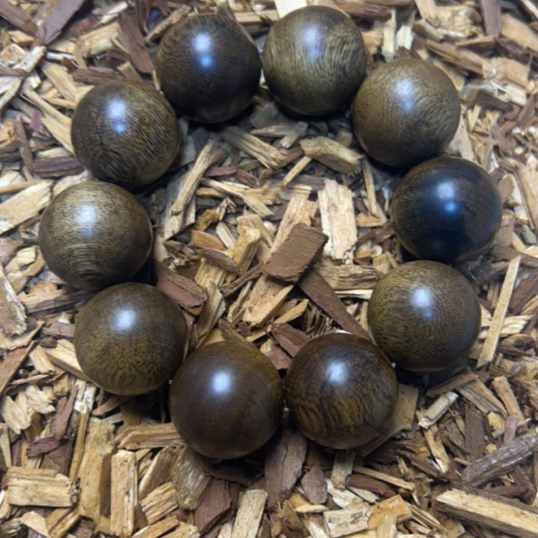 23 福来精选文玩沉香木作手串25mm