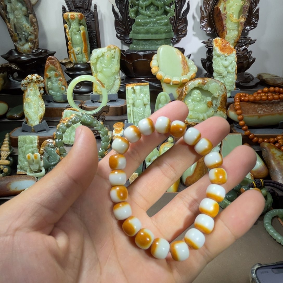 透闪石质玉手串未镶嵌