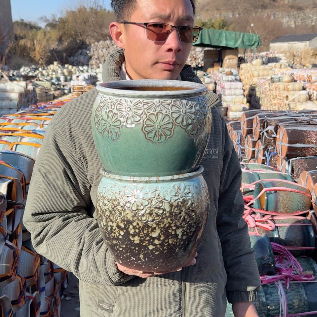 紫砂花盆口20高18（两个雏菊黑和绿