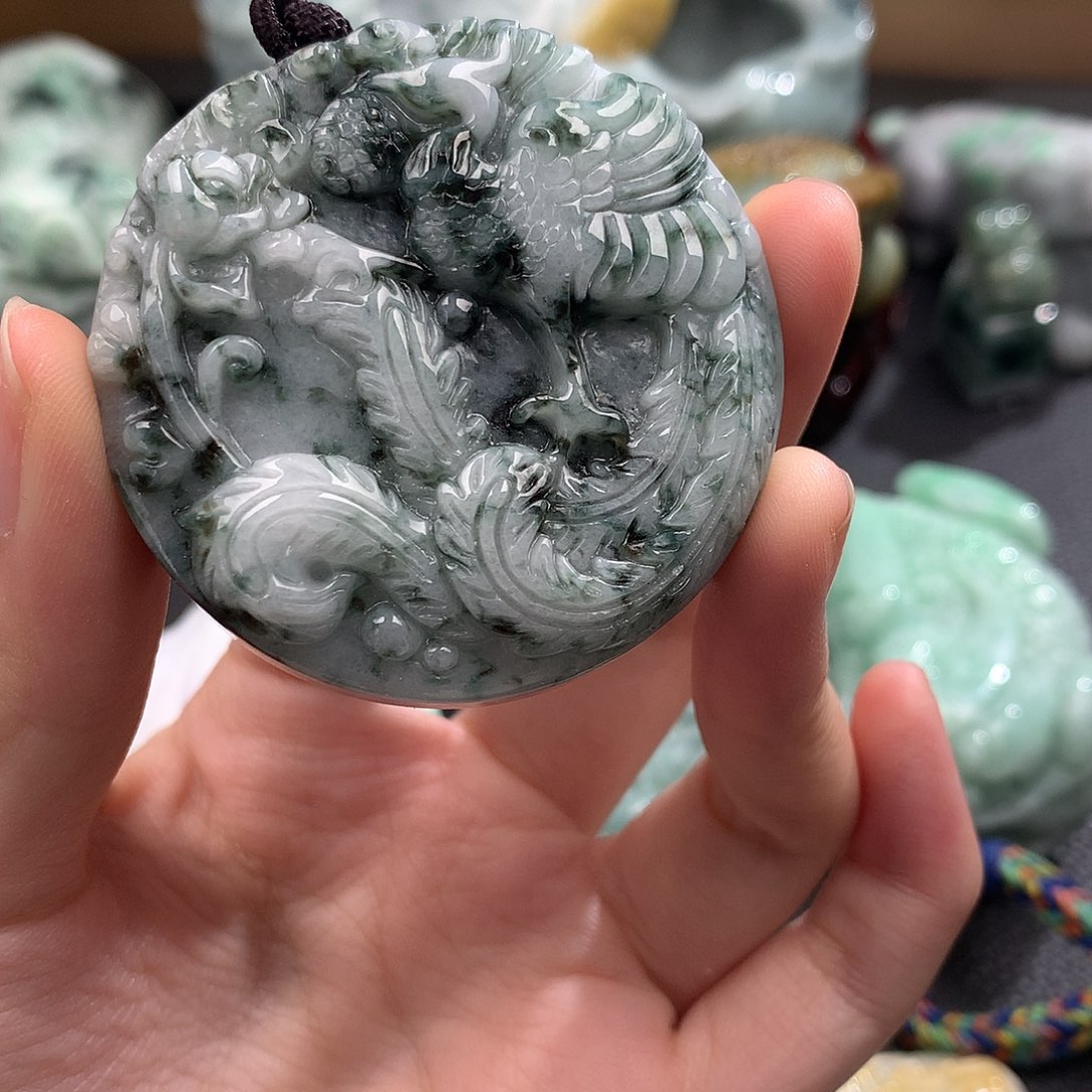 吊坠(不含链)未镶嵌翡翠