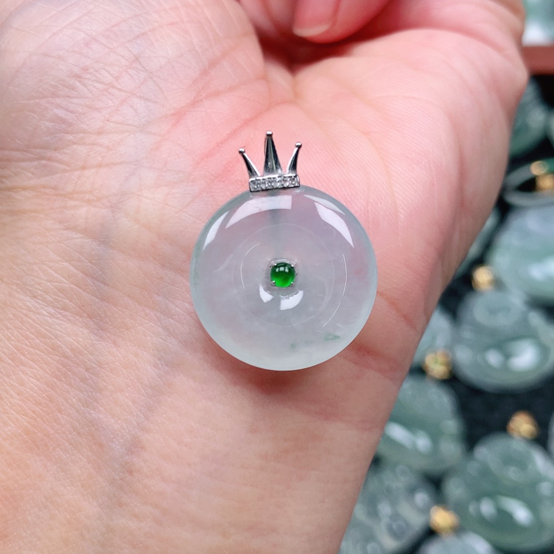 翡翠吊坠(不含链)18K金镶嵌