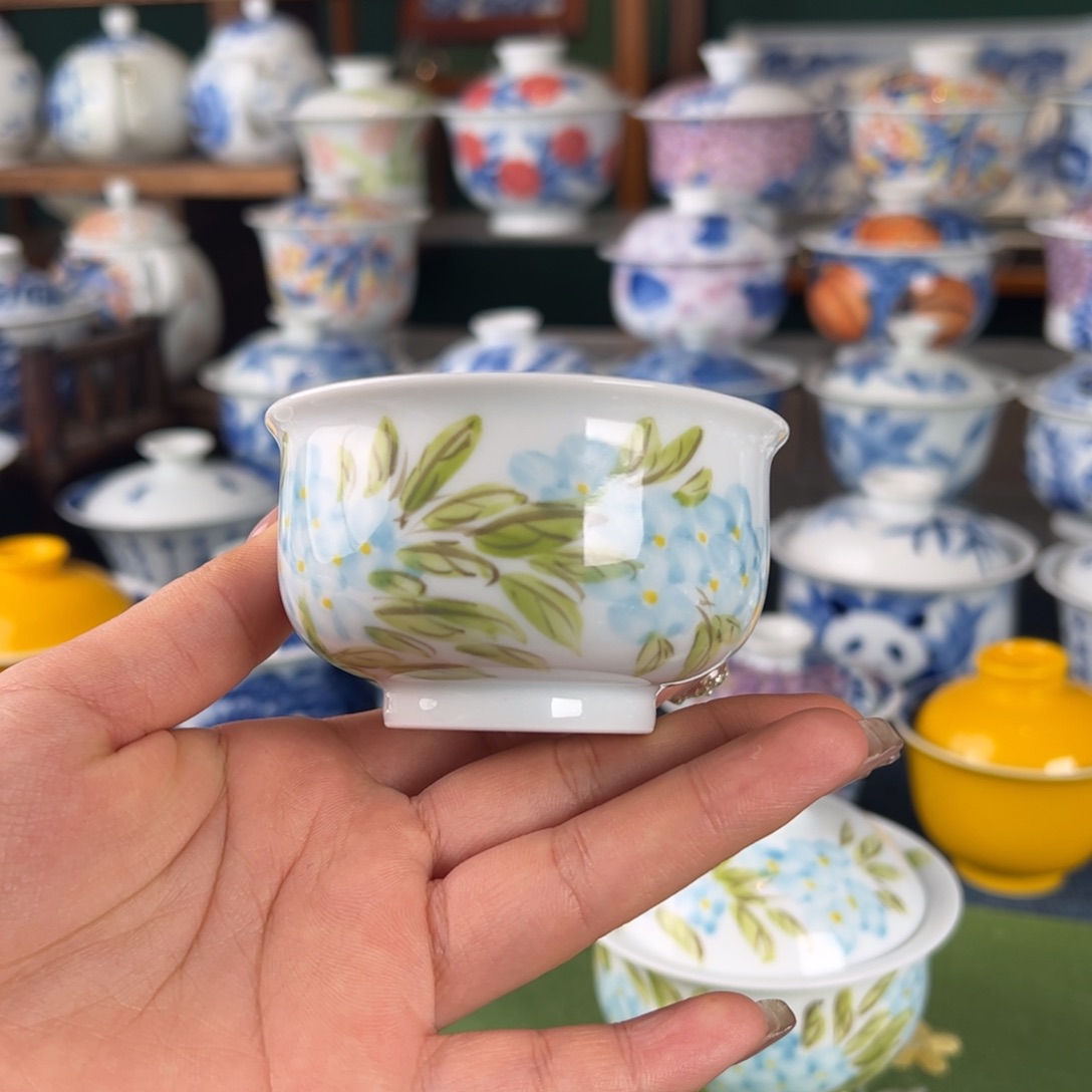 杯。                                                         