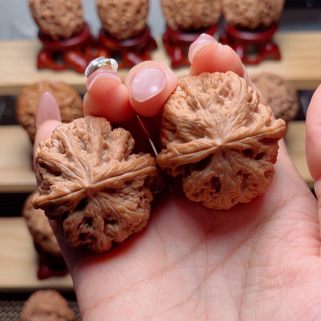 文玩核桃把件粗筋40