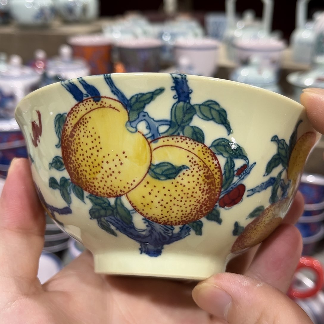 摆件///////直径12.5厘米。黄。