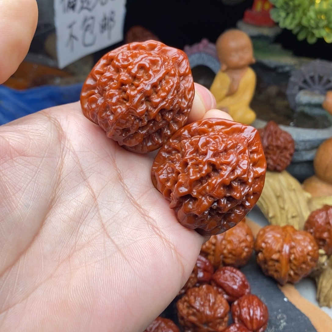 姜***猪把件文玩核桃官帽