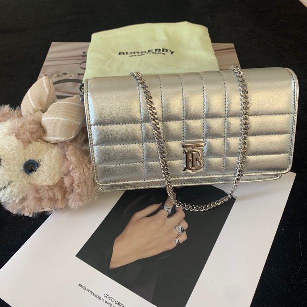 95新 BURBERRY/博柏利 BURBERRY/博柏利 Lola 萝拉 链条包 