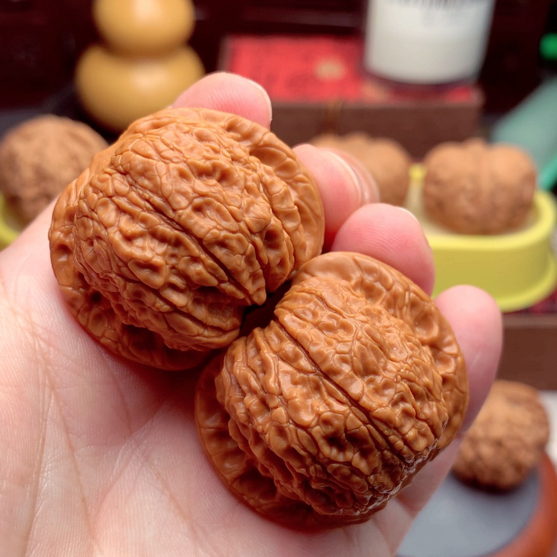 文玩核桃把件血麒麟全品满肉  1号