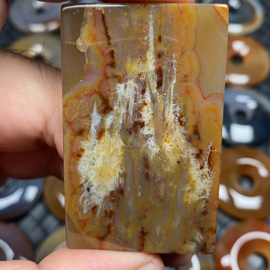 玛瑙/玉髓未镶嵌颈饰