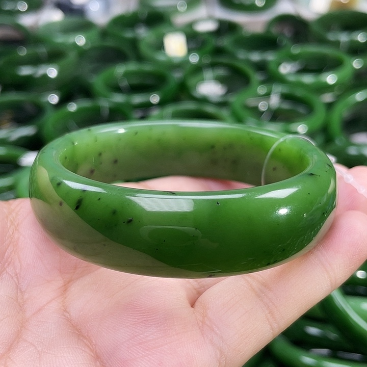 未镶嵌手镯和田玉（碧玉）花***依