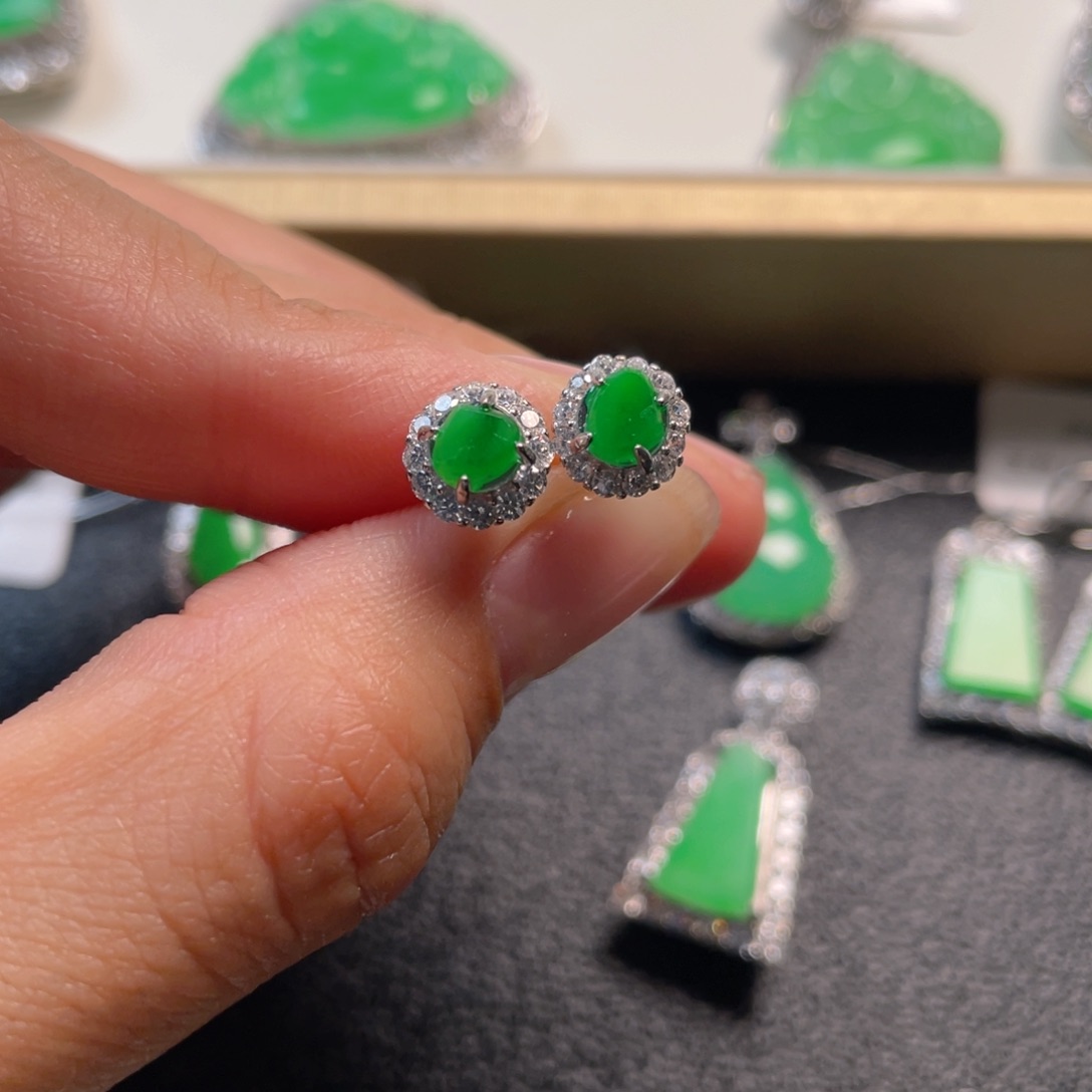 翡翠吊坠(不含链)银S925镶嵌耳钉