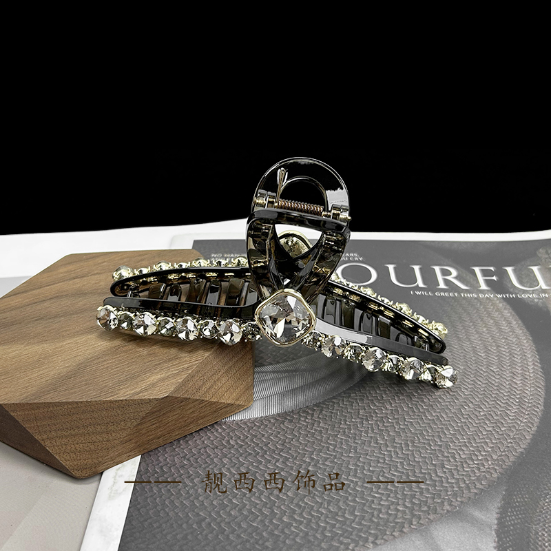 【LXX靓西西】417 休闲高级感气质茶色13厘米全盘抓夹