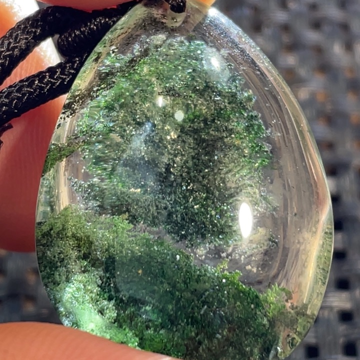 水晶吊坠(不含链)未镶嵌立**刀