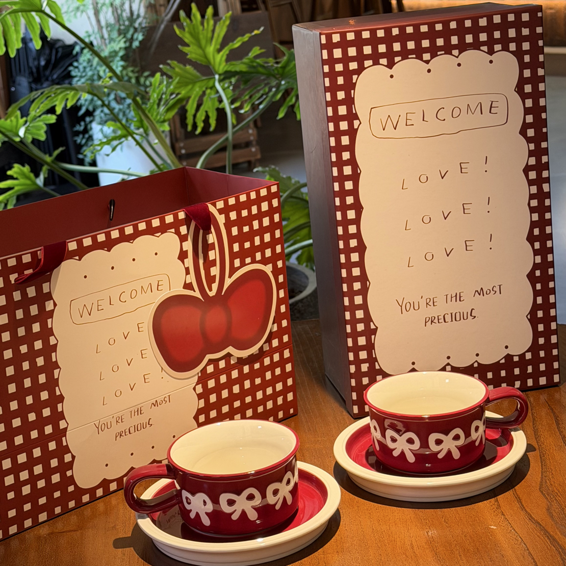 纯手绘蝴蝶结咖啡杯，情侣伴手礼结婚订婚婚庆