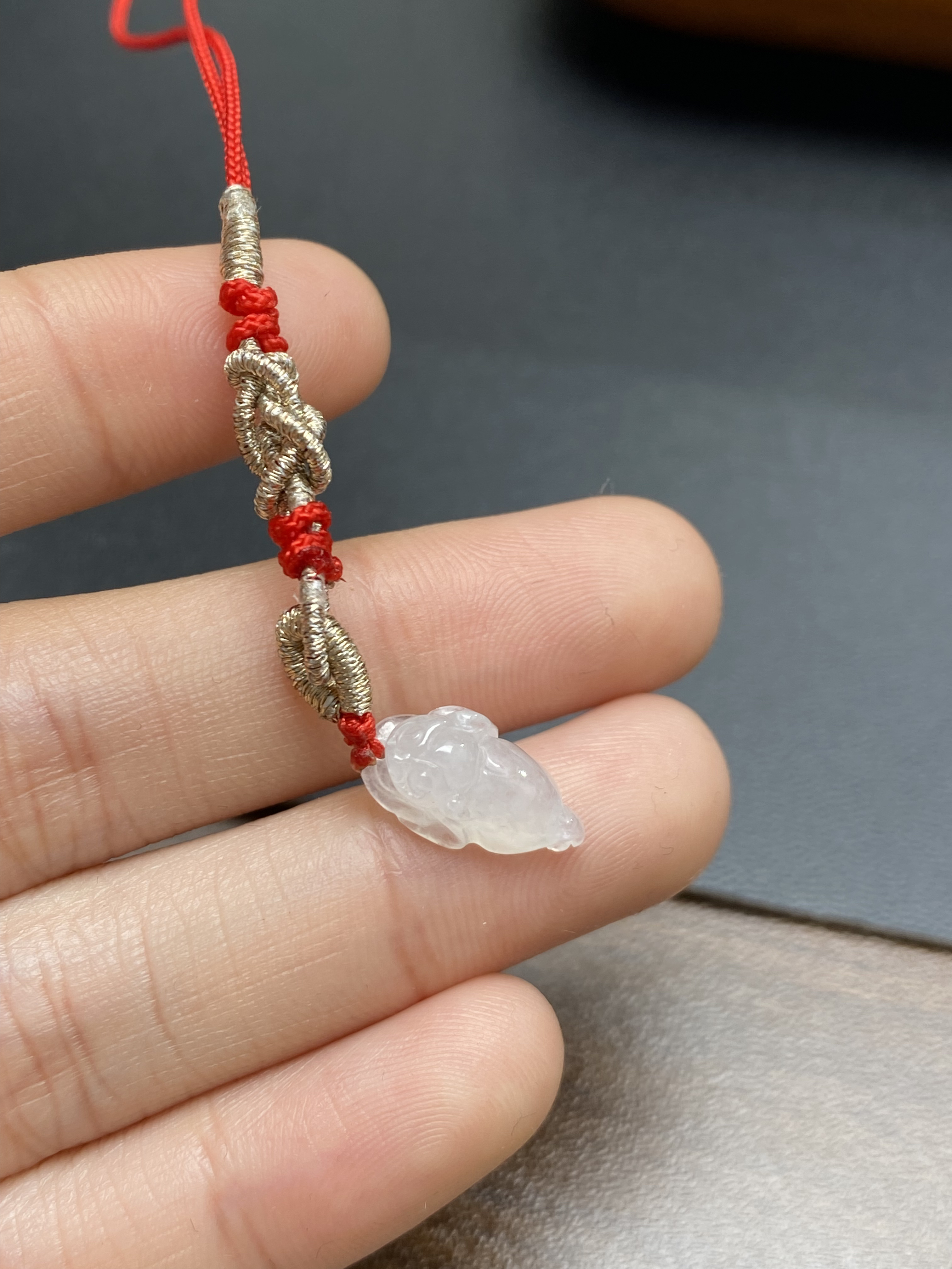 翡翠缅料A货手机挂小貔貅