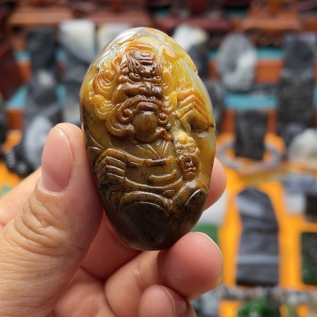 无***敌和田玉未镶嵌把件