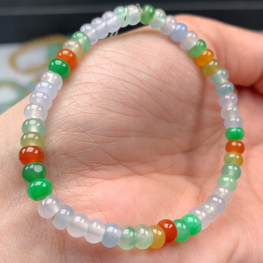 翡翠手链未镶嵌卡