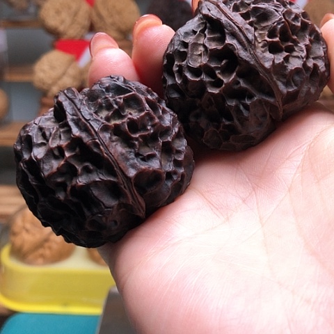 文玩核桃把件陌*～云南铁核桃