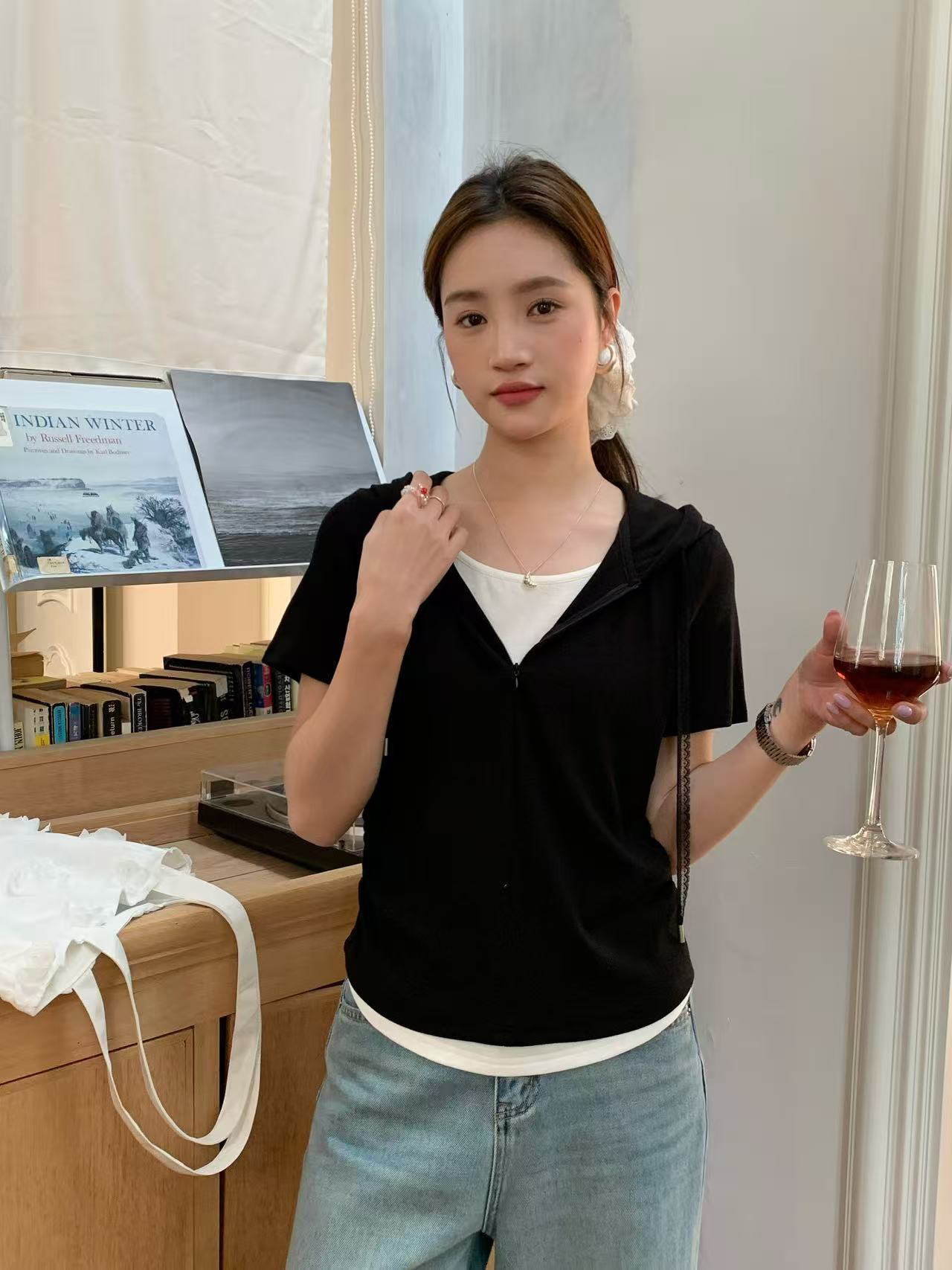 伊歌梨 6300 夏季新款宽松撞色假两件连帽短袖