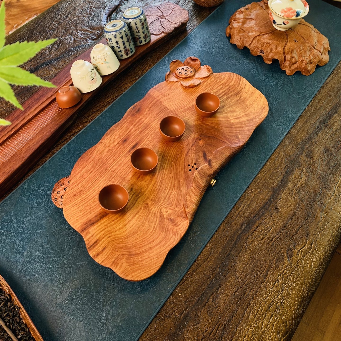 缅甸花梨木手作荷花茶盘：47-21-4cm 大果紫檀