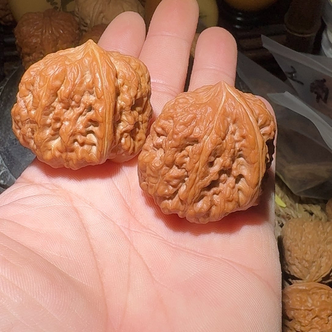 用***3把件文玩核桃全品平谷大凹底