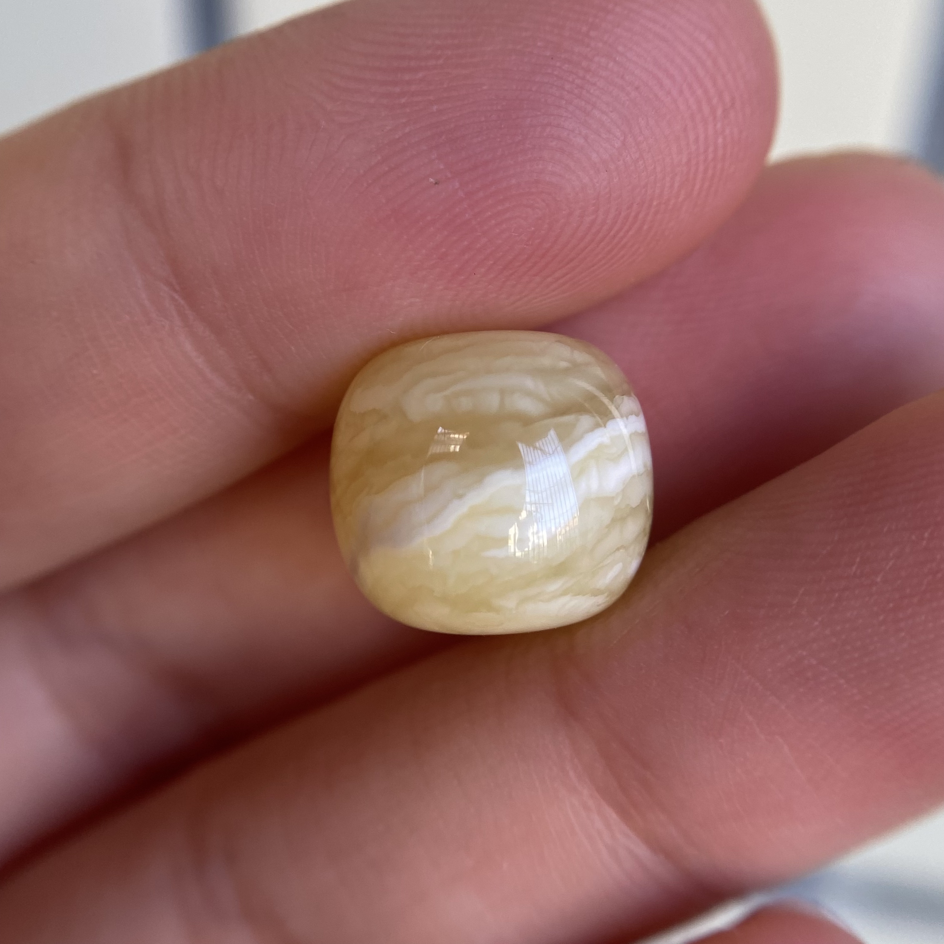 蜜蜡千层虎皮老型配饰12.7×11.8mm，花纹好看无优化保天然，
